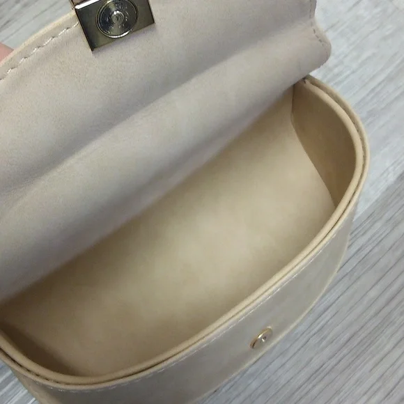 SOLD Chloe Cream Sunglasses/Eyeglasses Case - Picture 3 of 3